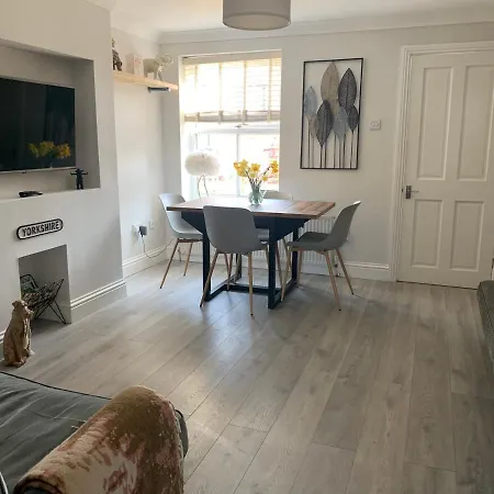 Castle Semesterbostad *